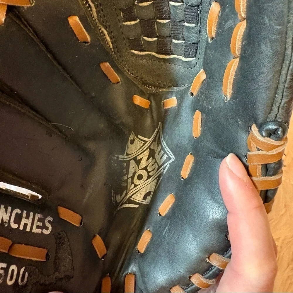 Adidas Glove Youth 9.5 Inch RHT Leather Baseball Mitt Black & Brown TS 9500